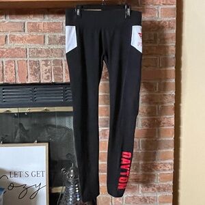 PINK Victoria's Secret UD University of Dayton Flyers Ultimate Yoga Leggings